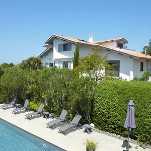 Maison d'hôtes Maison Arbolateia Avec Piscine Et, Bidart